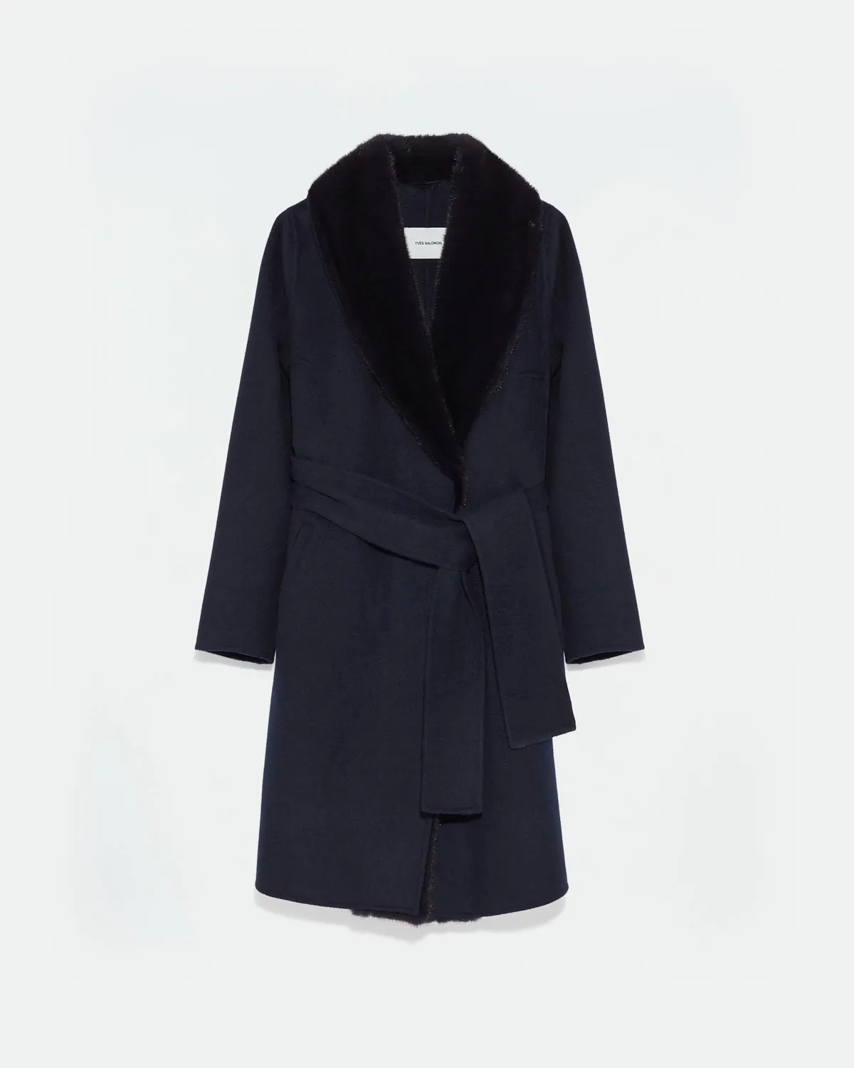 Cashmere wool coat with mink fur collar and facing