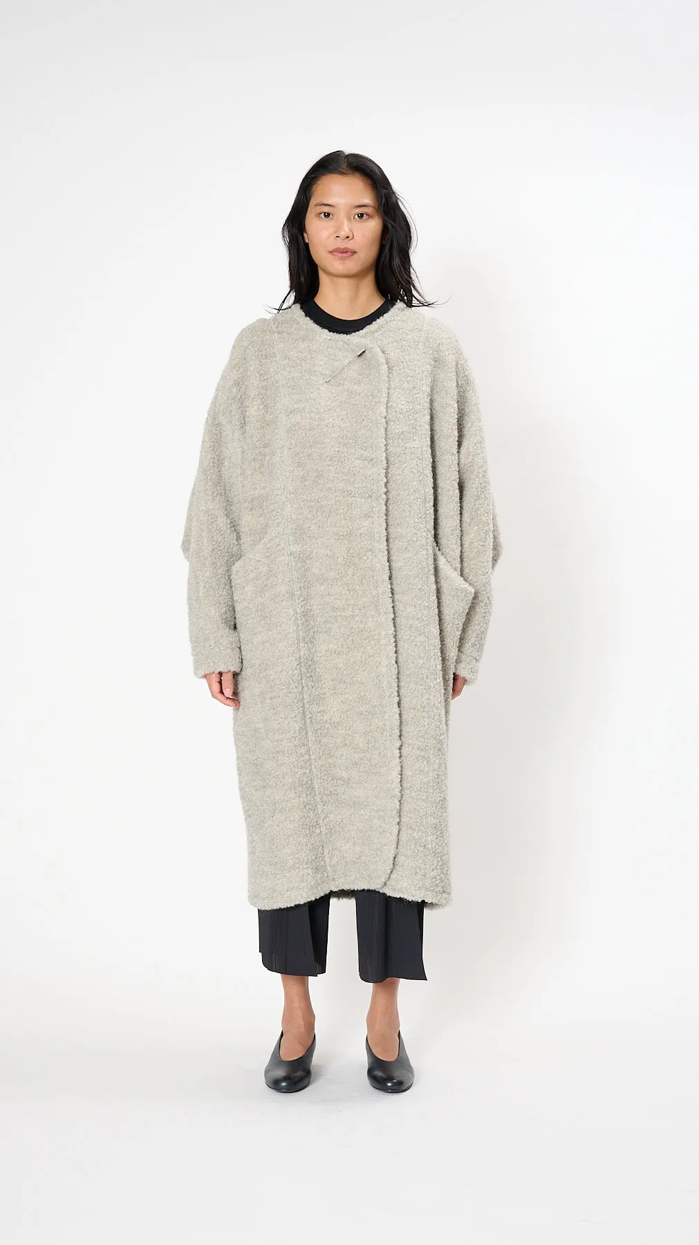 Raw Wool Loop Yarn Coat in Light Gray